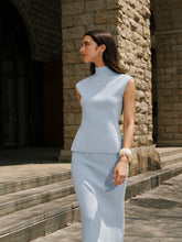 Backless Ribbed Knit Top